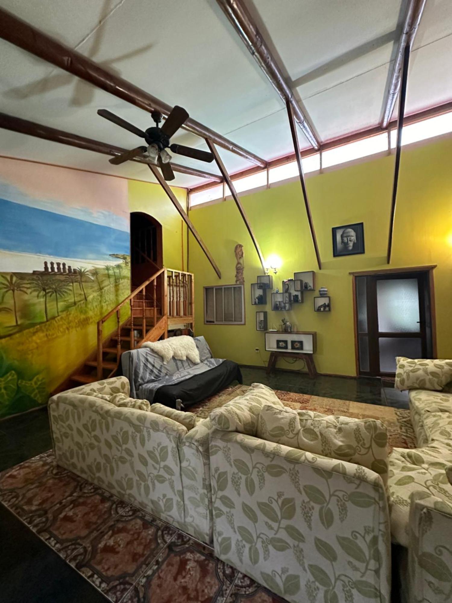 Hare Henua Bed & Breakfast Ханга-Роа Экстерьер фото